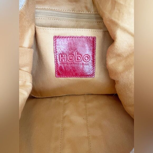 HOBO Taupe Textured Shoulder Bag - Picture 7 of 11